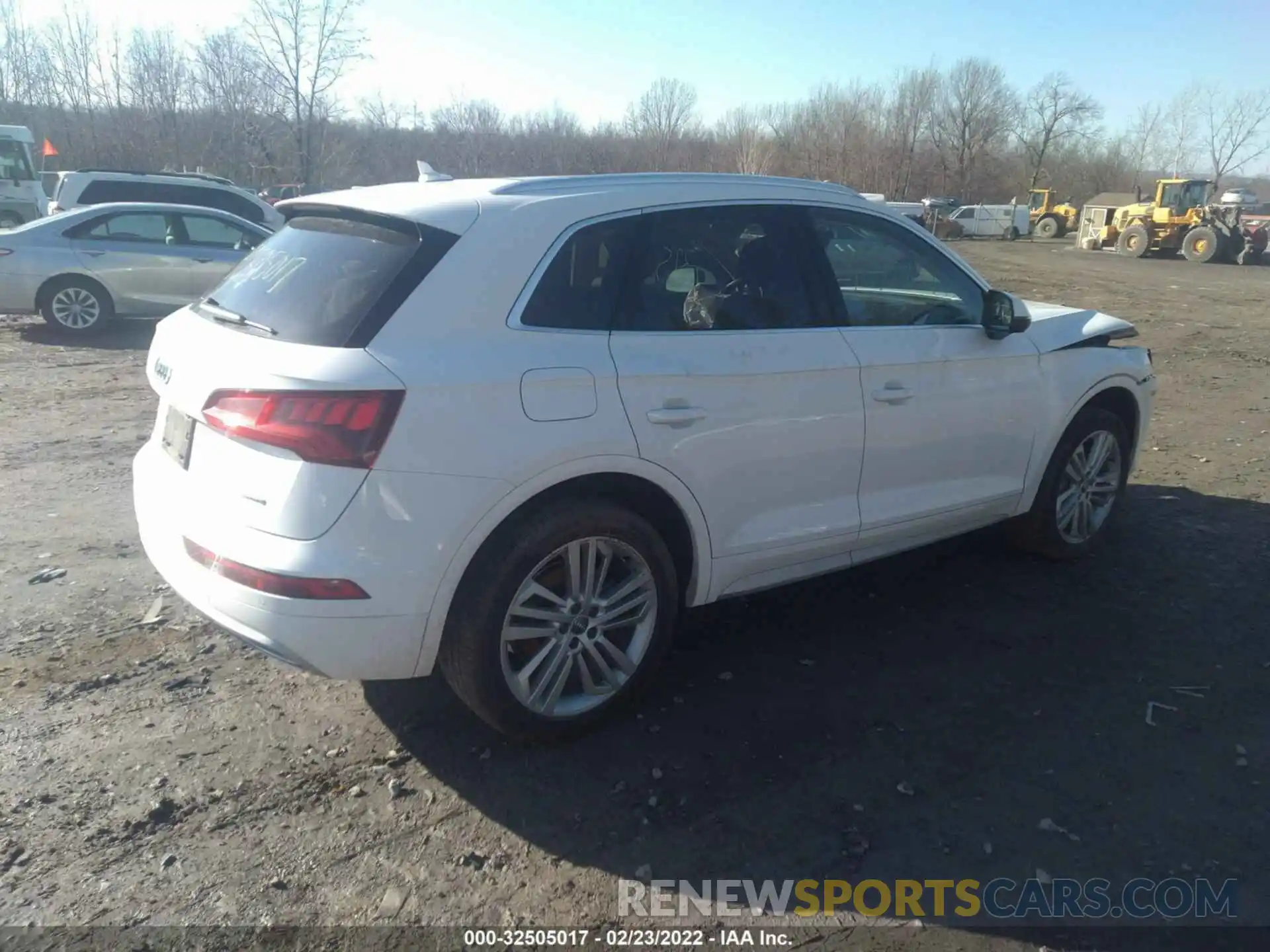 4 Photograph of a damaged car WA1BNAFYXL2085851 AUDI Q5 2020