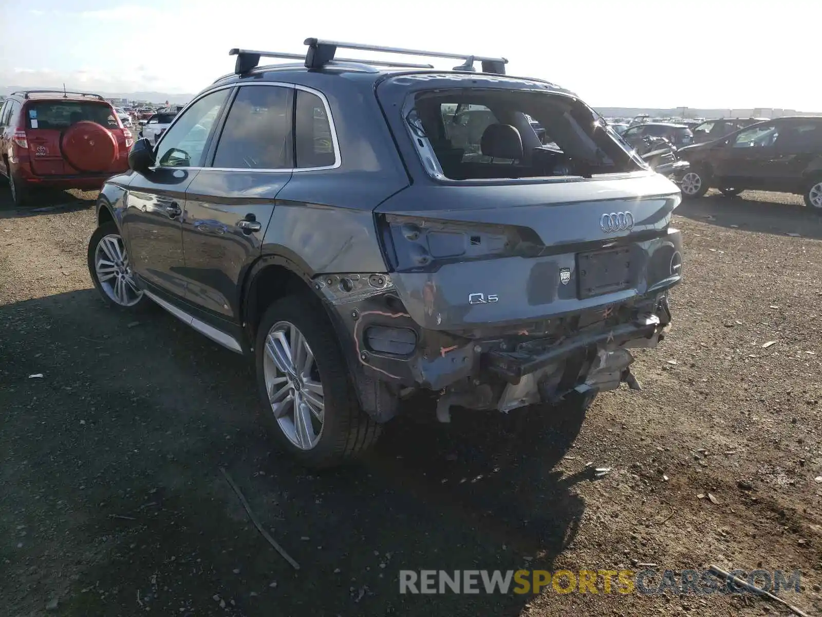 3 Фотография поврежденного автомобиля WA1BNAFYXL2099135 AUDI Q5 2020