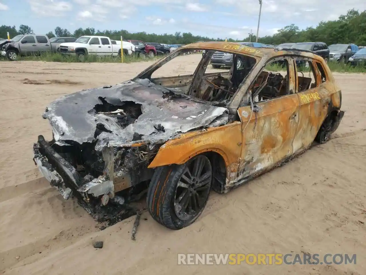 2 Photograph of a damaged car WA1BNBFY5L2022792 AUDI Q5 2020