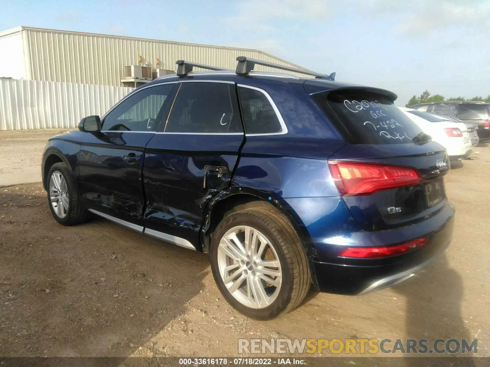 3 Фотография поврежденного автомобиля WA1CNAFY0L2079514 AUDI Q5 2020