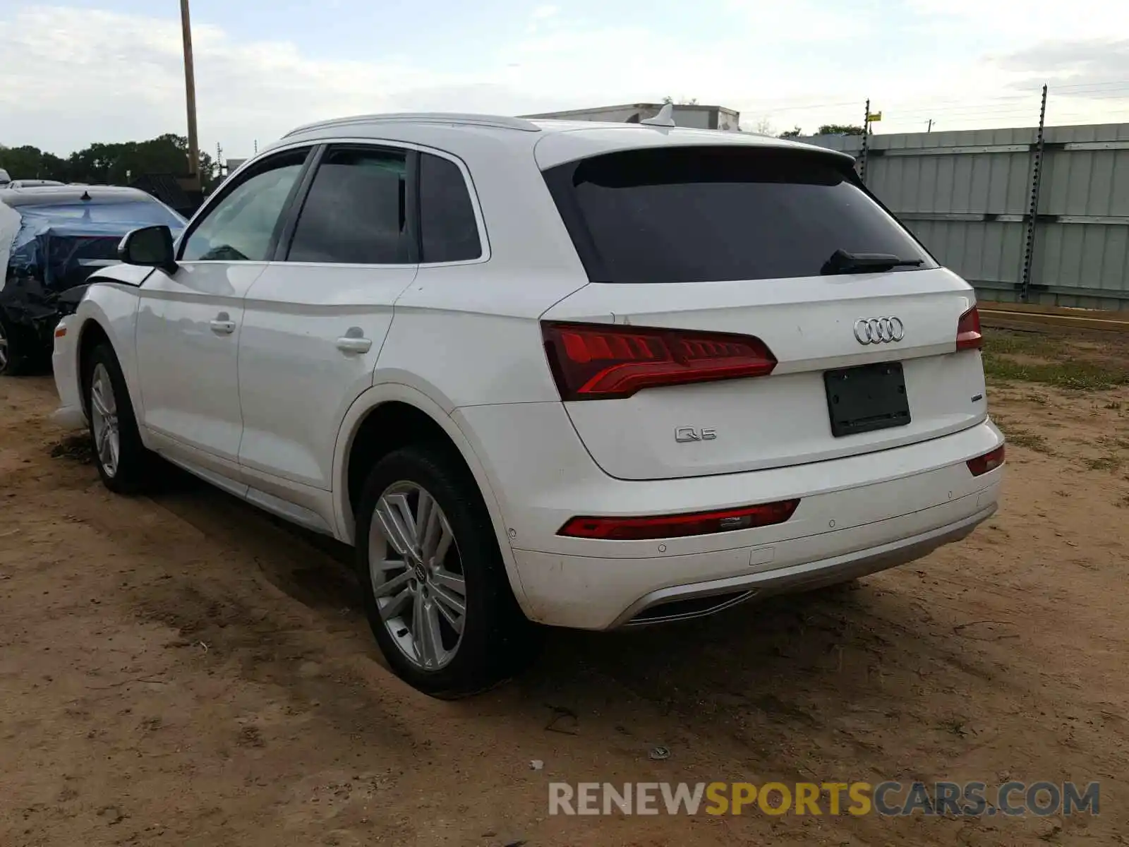 3 Фотография поврежденного автомобиля WA1CNAFY1L2075598 AUDI Q5 2020