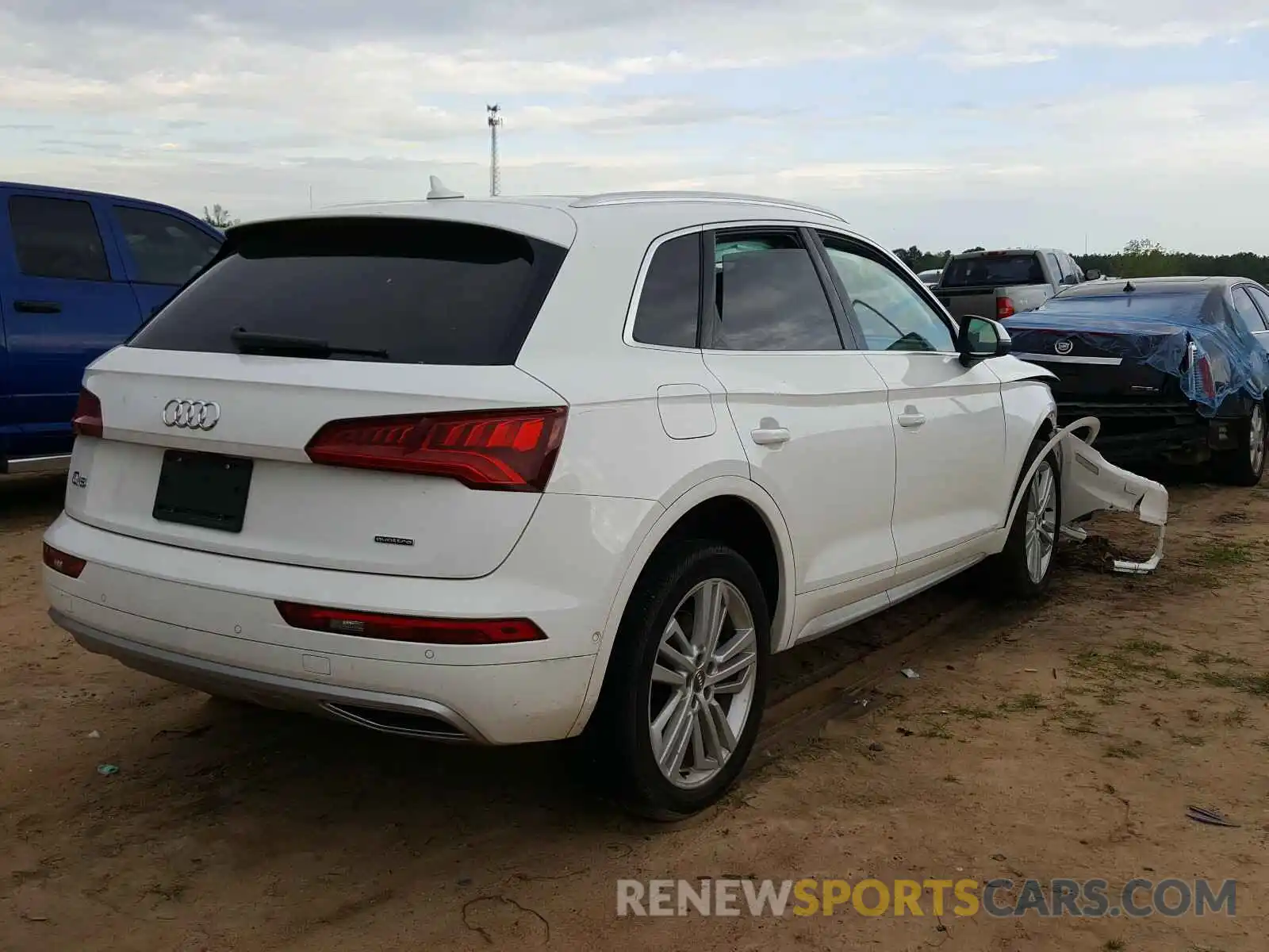 4 Photograph of a damaged car WA1CNAFY1L2075598 AUDI Q5 2020