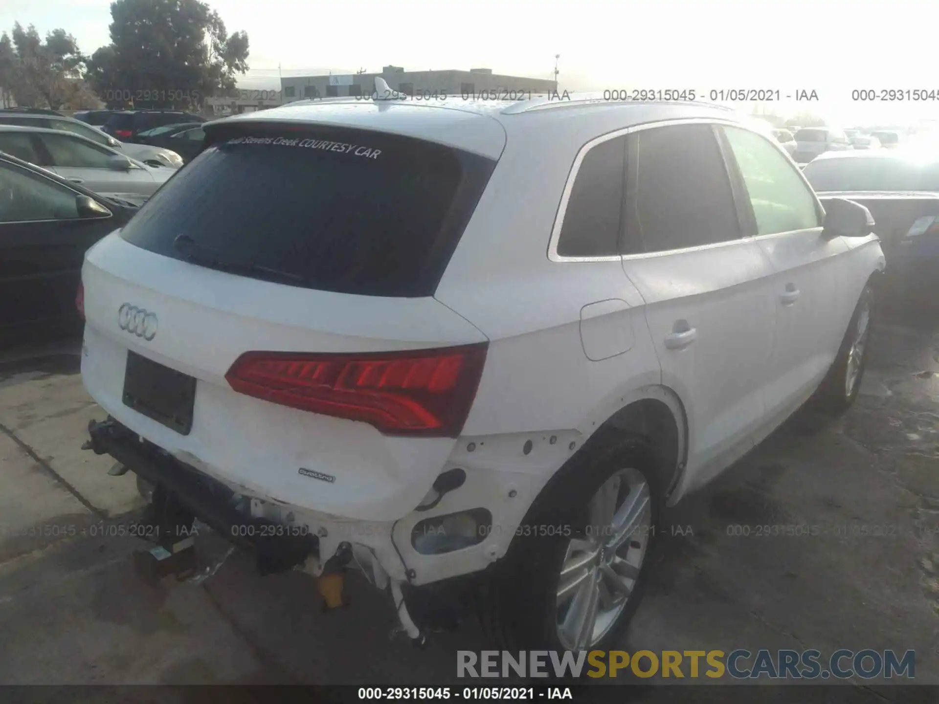 4 Photograph of a damaged car WA1CNAFY2L2045669 AUDI Q5 2020