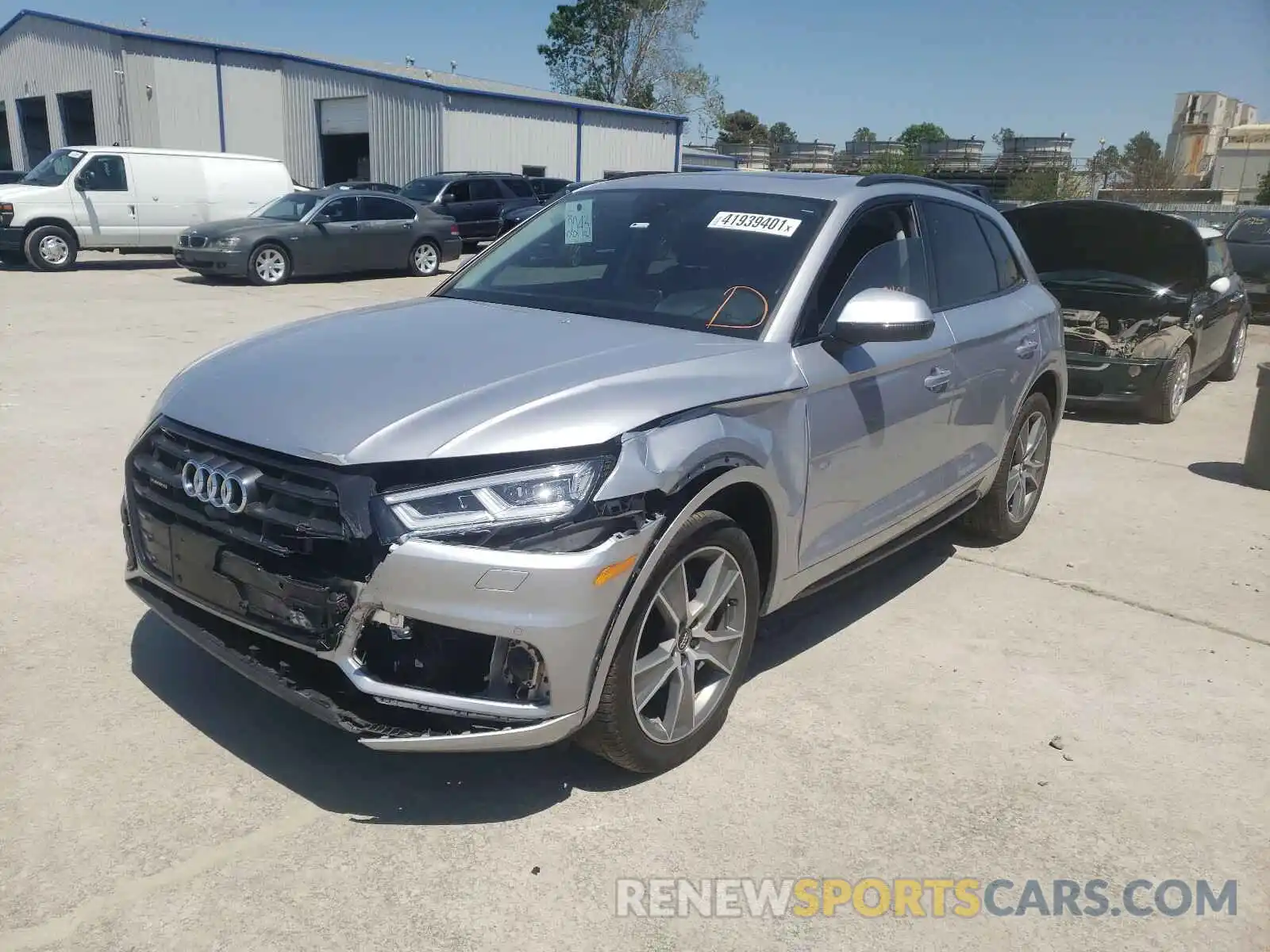 2 Photograph of a damaged car WA1CNAFY2L2053755 AUDI Q5 2020