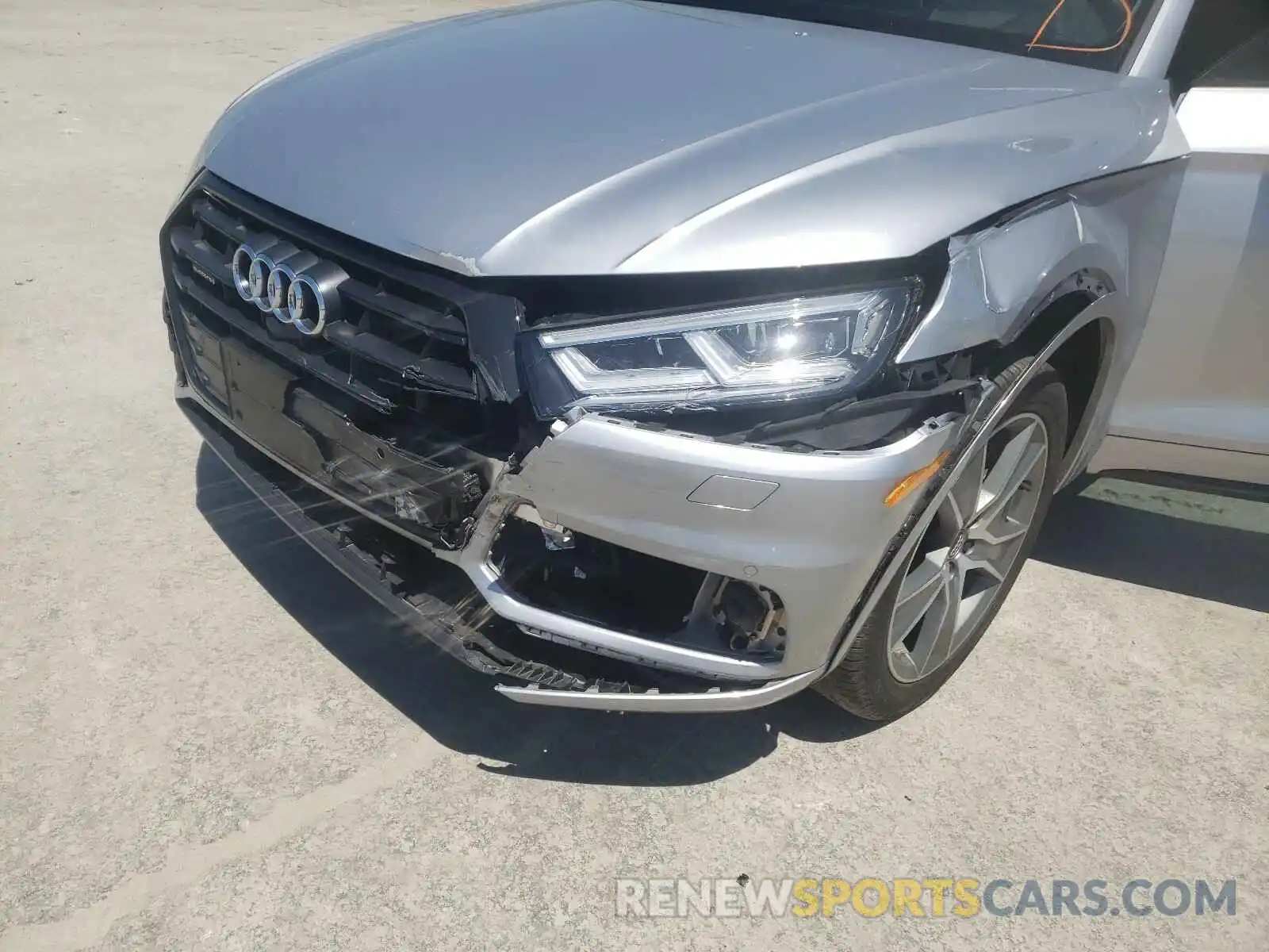 9 Photograph of a damaged car WA1CNAFY2L2053755 AUDI Q5 2020