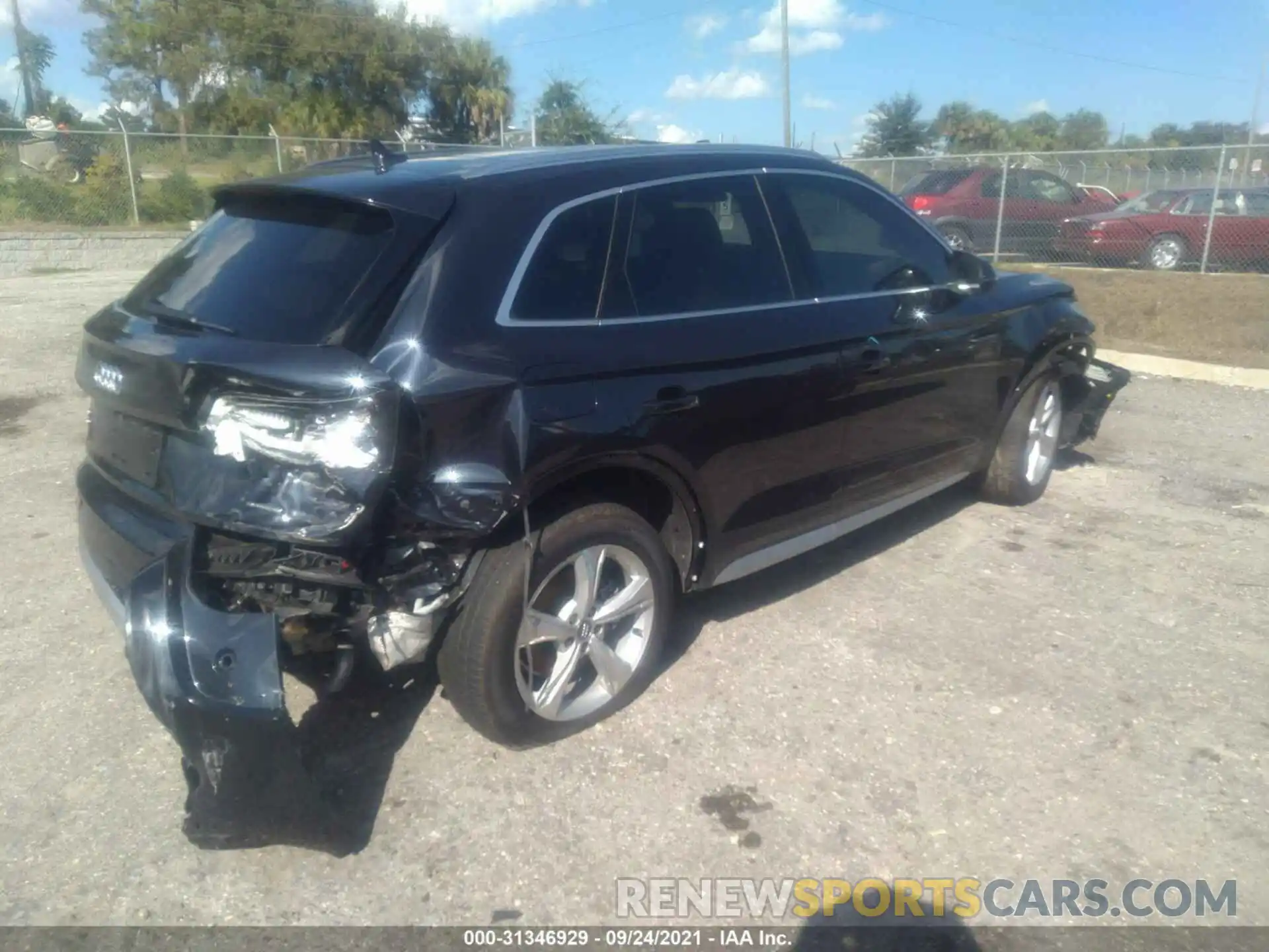 4 Photograph of a damaged car WA1CNAFY5L2099869 AUDI Q5 2020