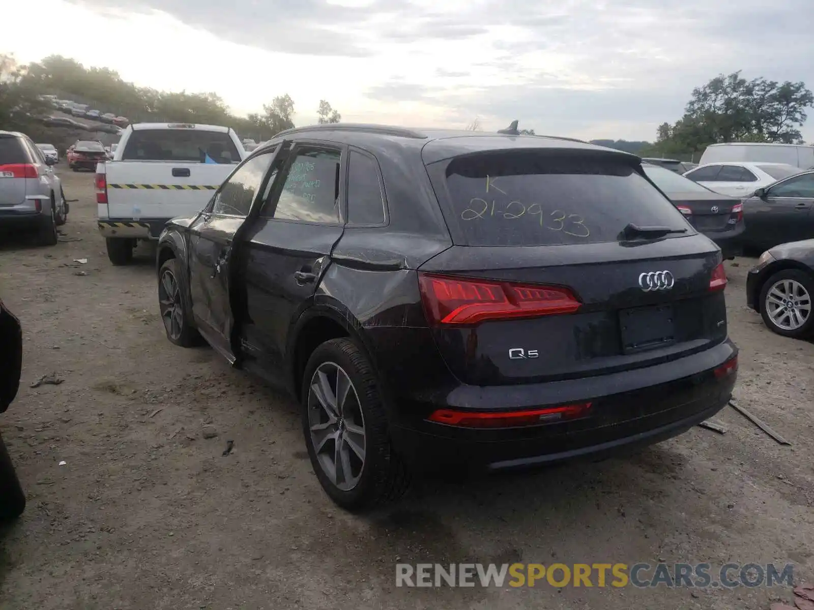 3 Фотография поврежденного автомобиля WA1CNAFY7L2080613 AUDI Q5 2020