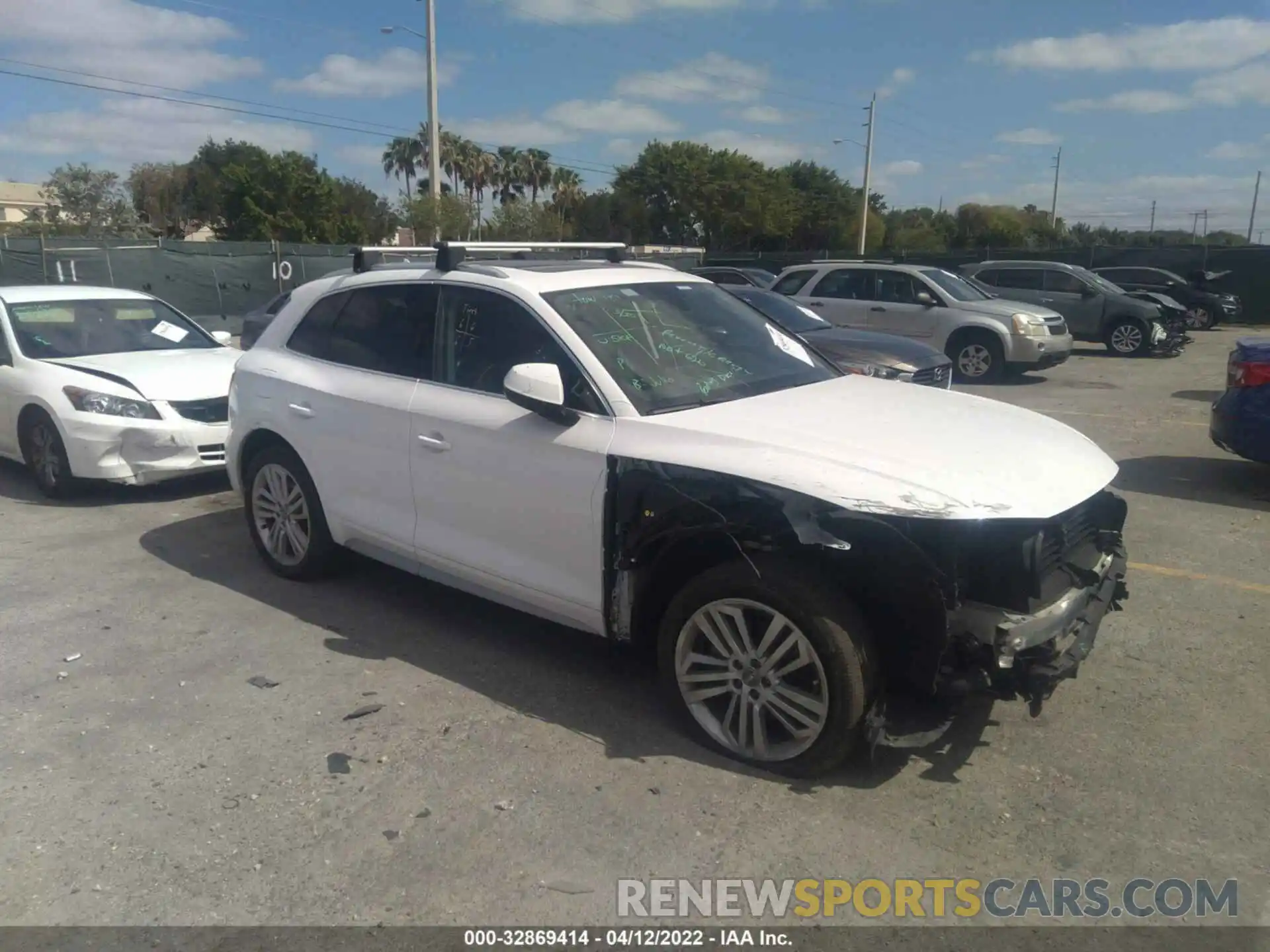 1 Photograph of a damaged car WA1CNAFY8L2065375 AUDI Q5 2020