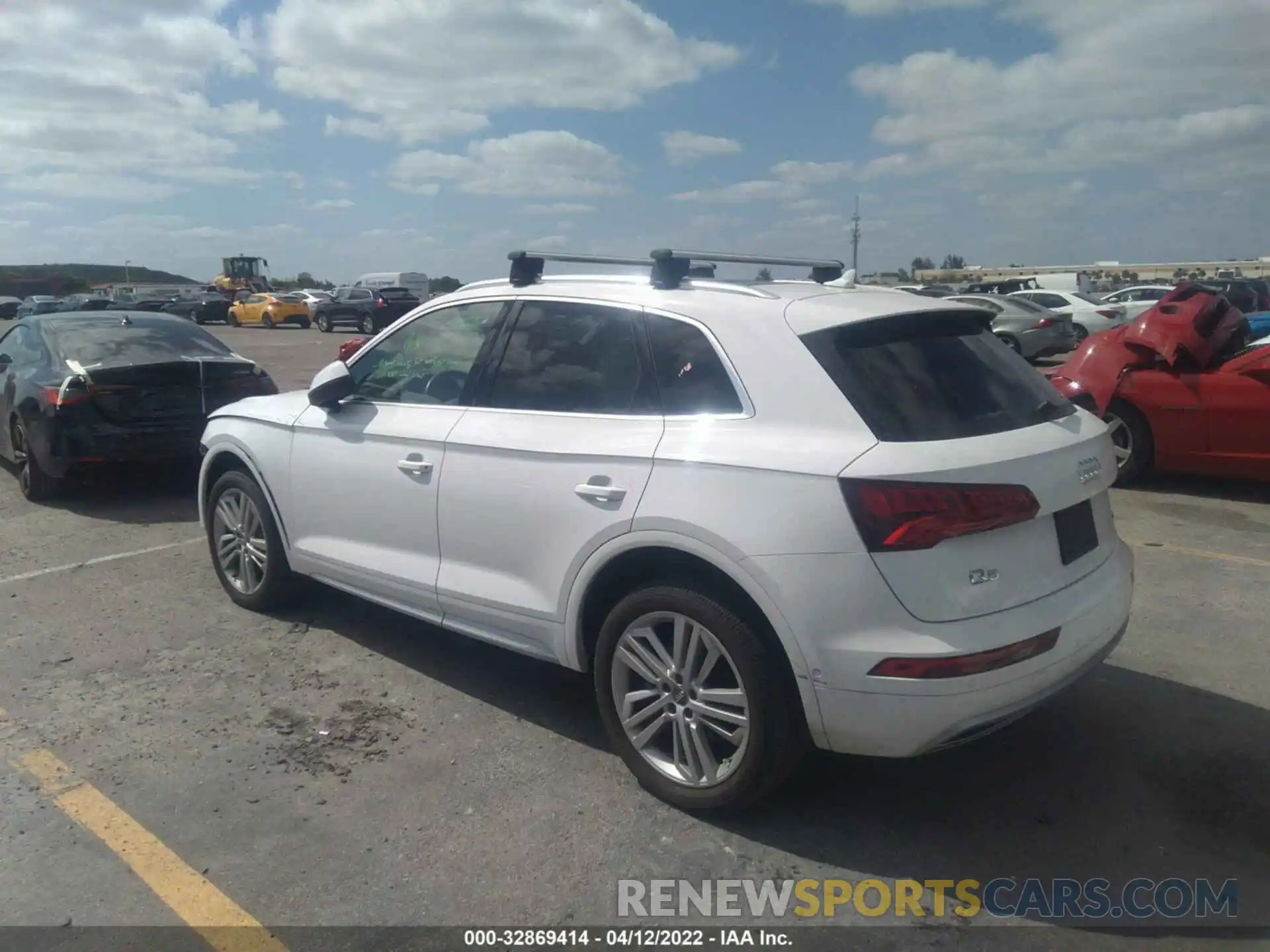 3 Фотография поврежденного автомобиля WA1CNAFY8L2065375 AUDI Q5 2020