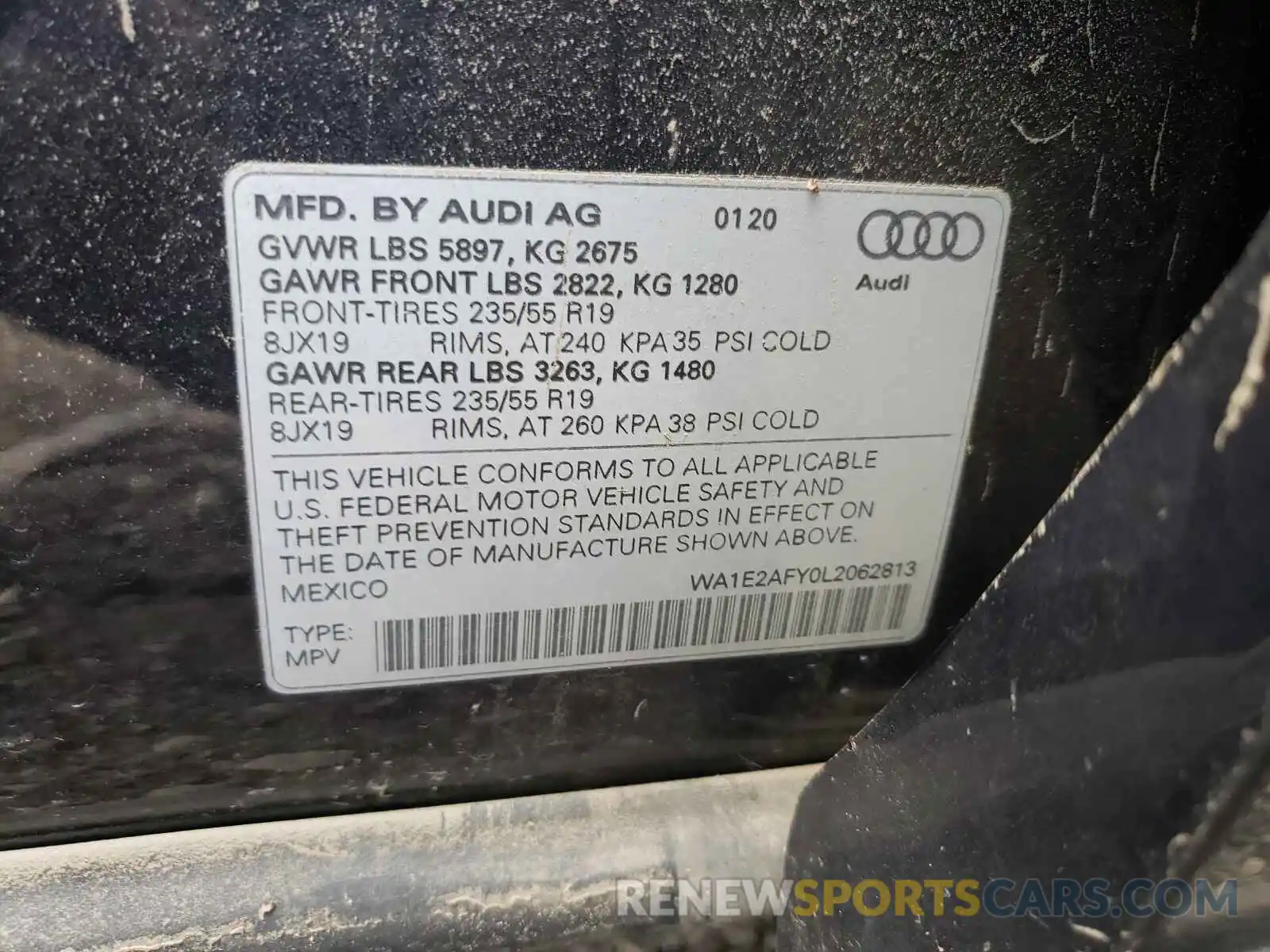 10 Photograph of a damaged car WA1E2AFY0L2062813 AUDI Q5 2020