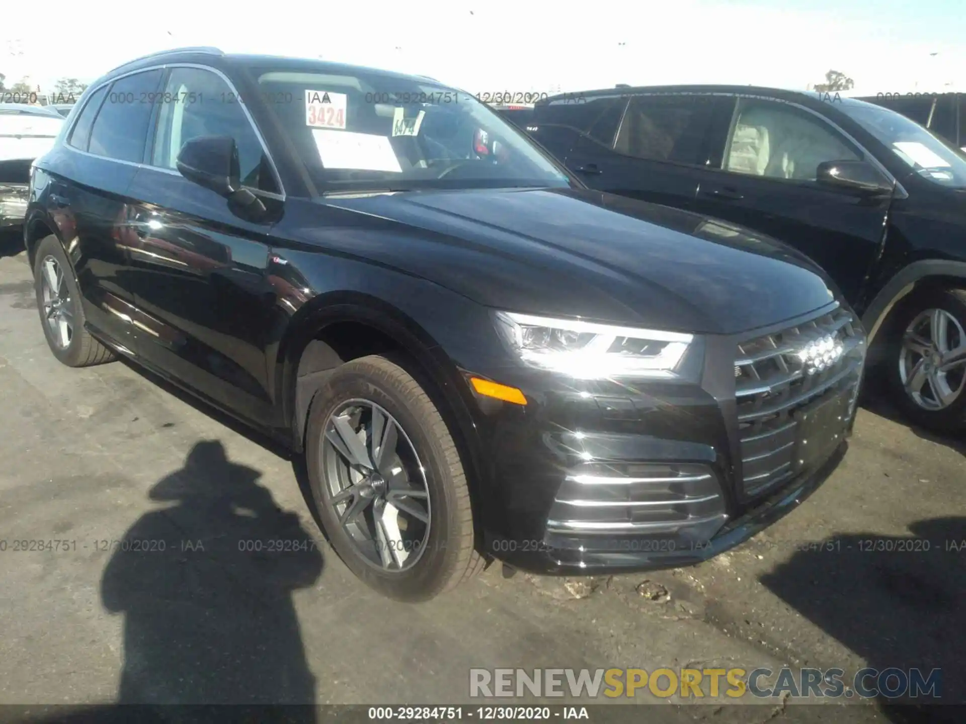 1 Photograph of a damaged car WA1E2AFY2L2058021 AUDI Q5 2020