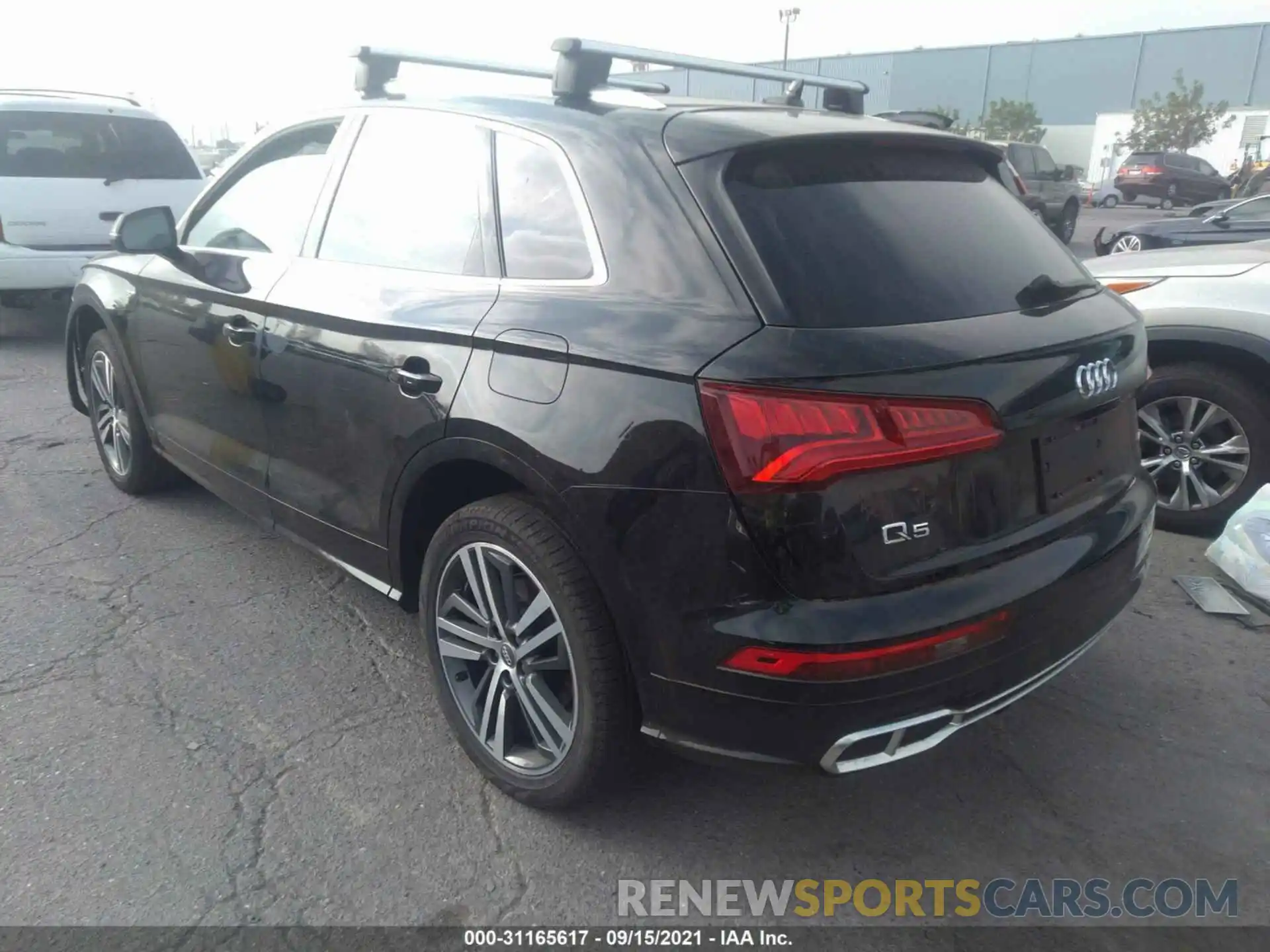 3 Фотография поврежденного автомобиля WA1E2AFY4L2047618 AUDI Q5 2020