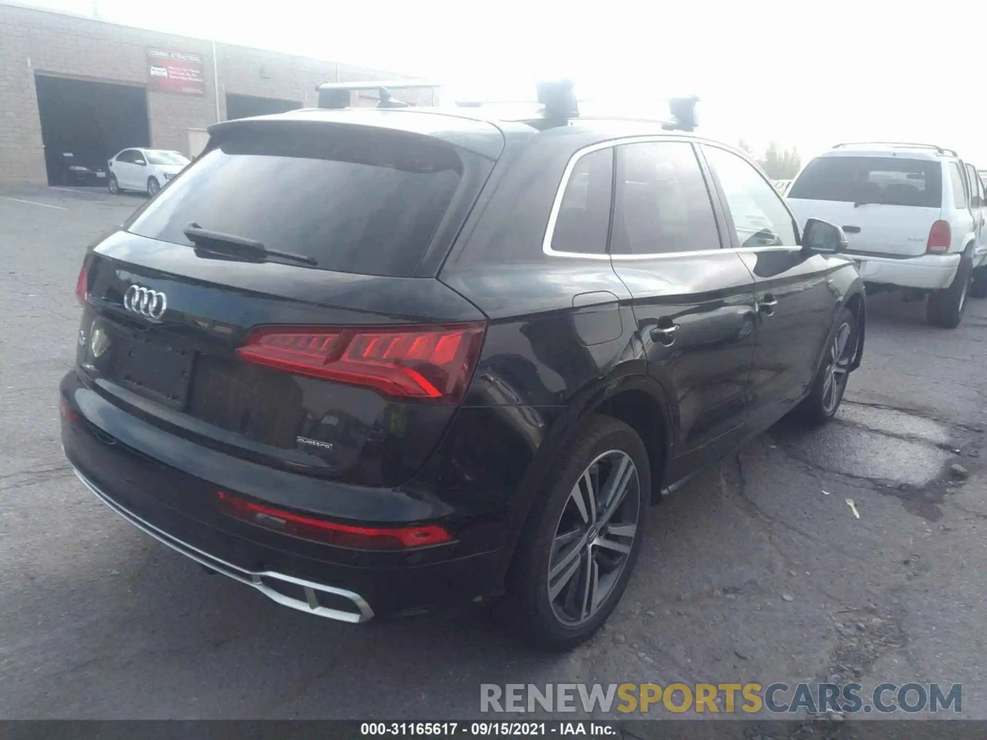 4 Фотография поврежденного автомобиля WA1E2AFY4L2047618 AUDI Q5 2020