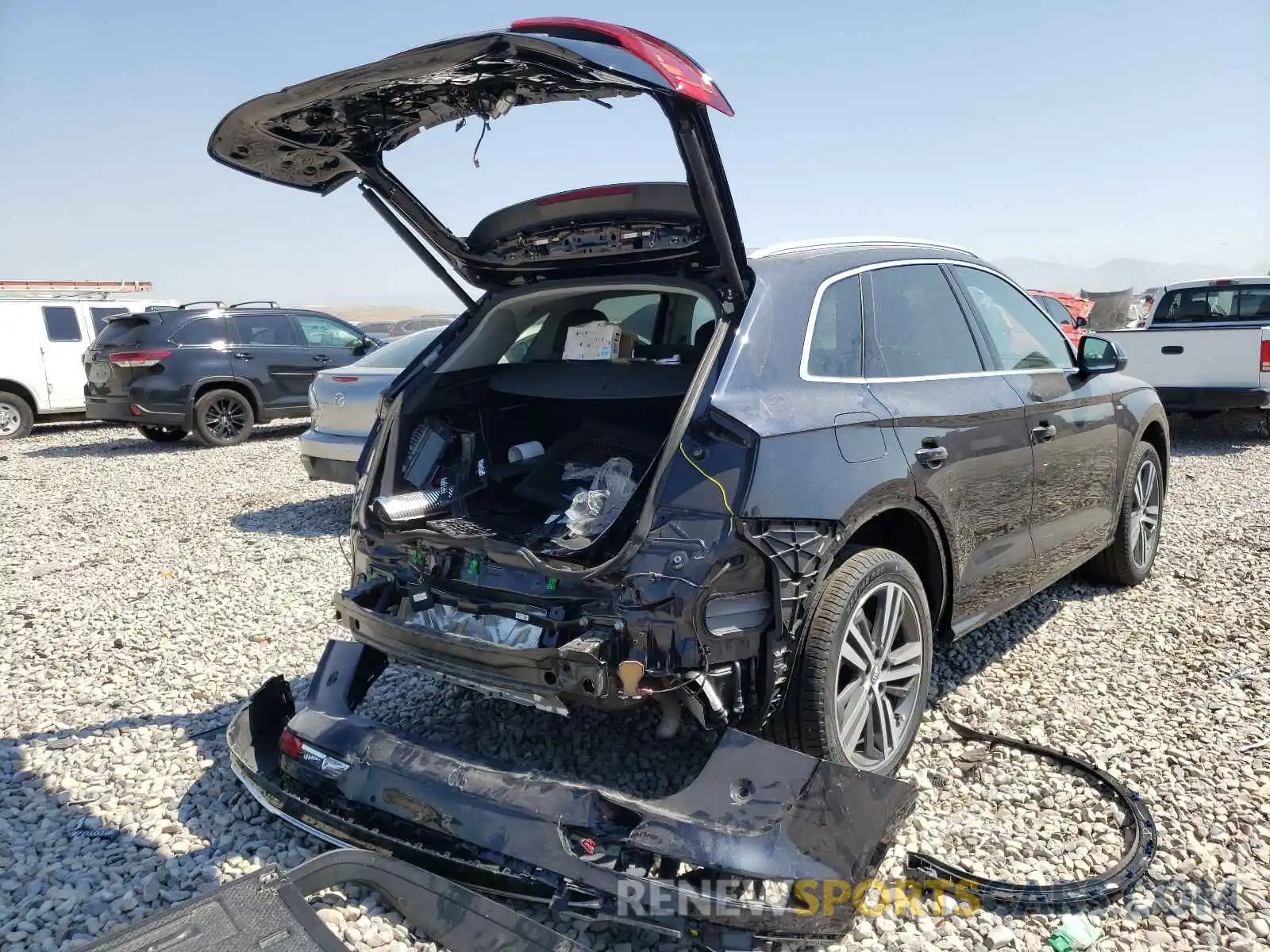 4 Фотография поврежденного автомобиля WA1E2AFY7L2065093 AUDI Q5 2020