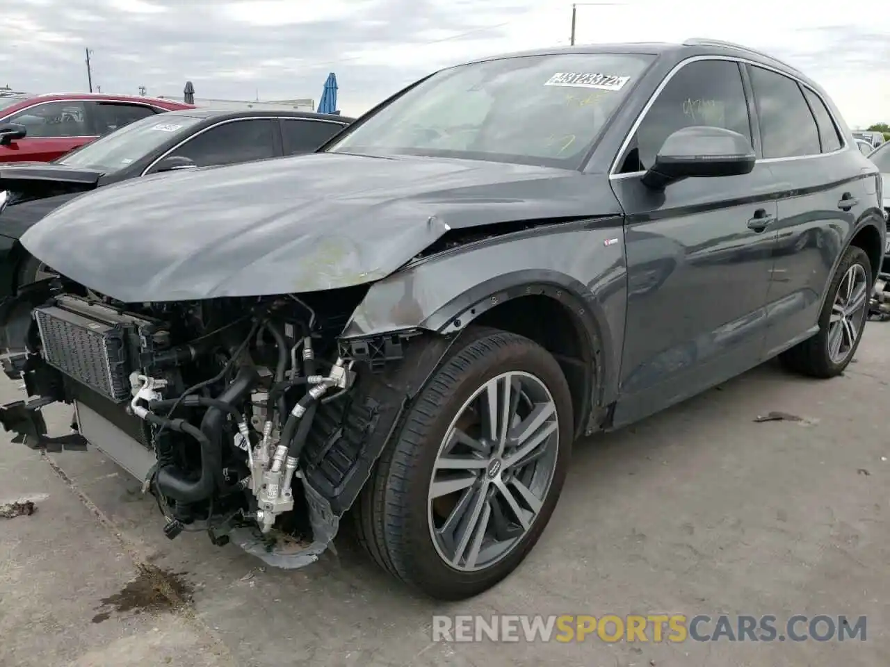 2 Photograph of a damaged car WA1E2AFY8L2046312 AUDI Q5 2020