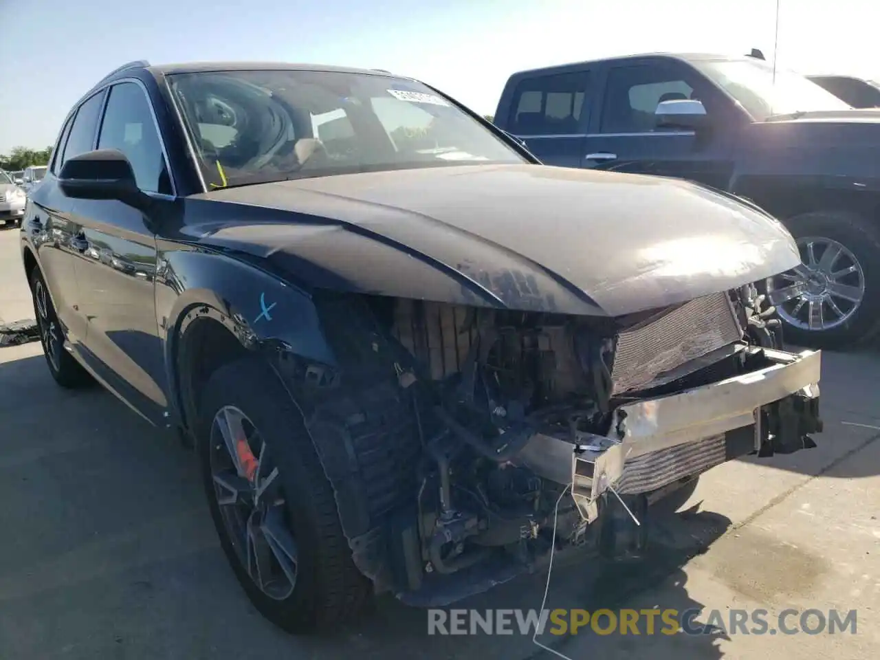 1 Photograph of a damaged car WA1E2AFY9L2067962 AUDI Q5 2020