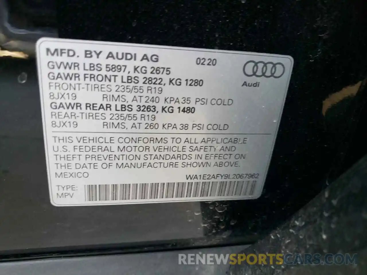 10 Photograph of a damaged car WA1E2AFY9L2067962 AUDI Q5 2020