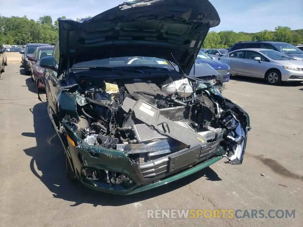 9 Photograph of a damaged car WA1E2AFY9L2088195 AUDI Q5 2020