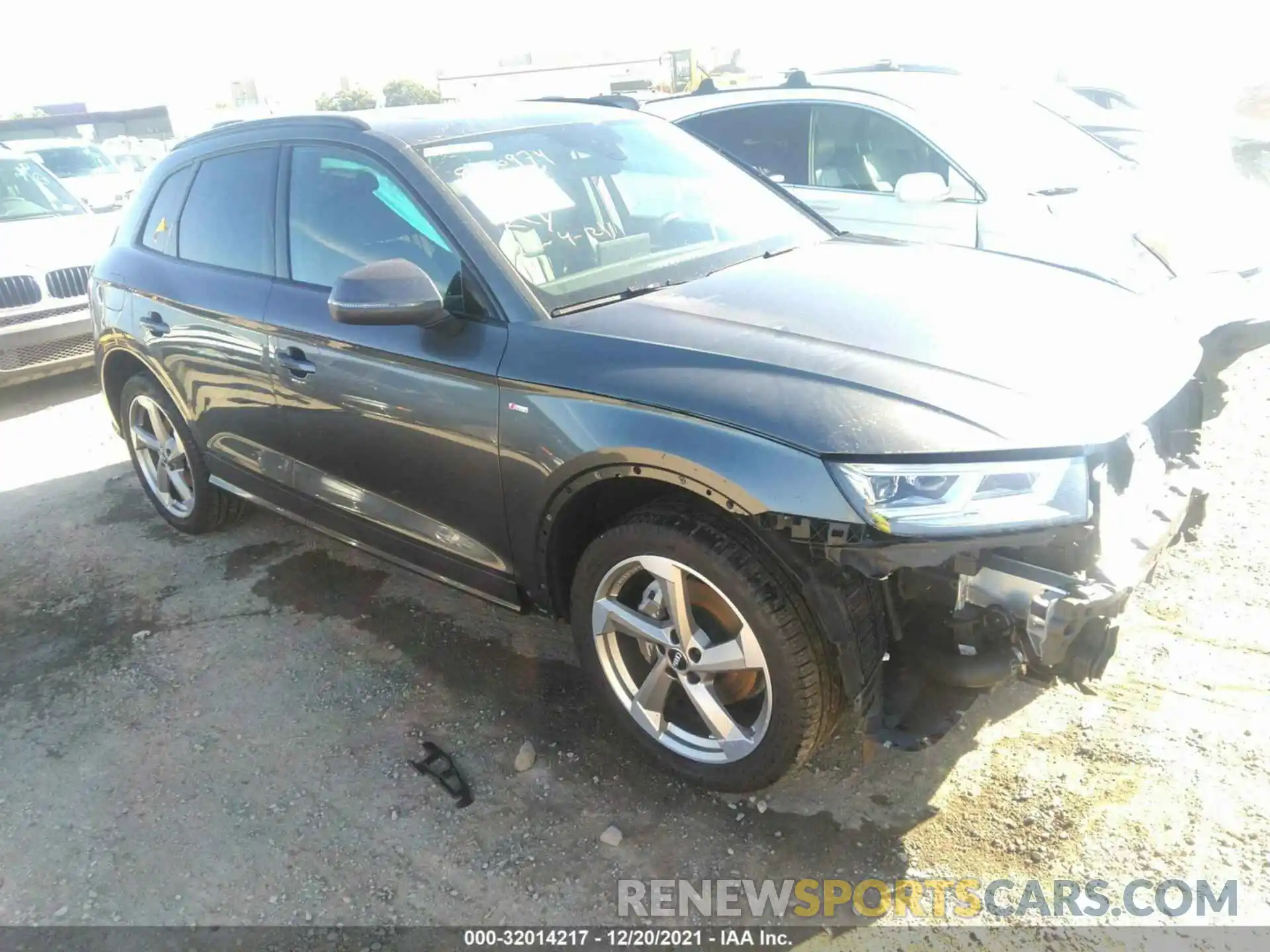 1 Photograph of a damaged car WA1ENAFY0L2104694 AUDI Q5 2020