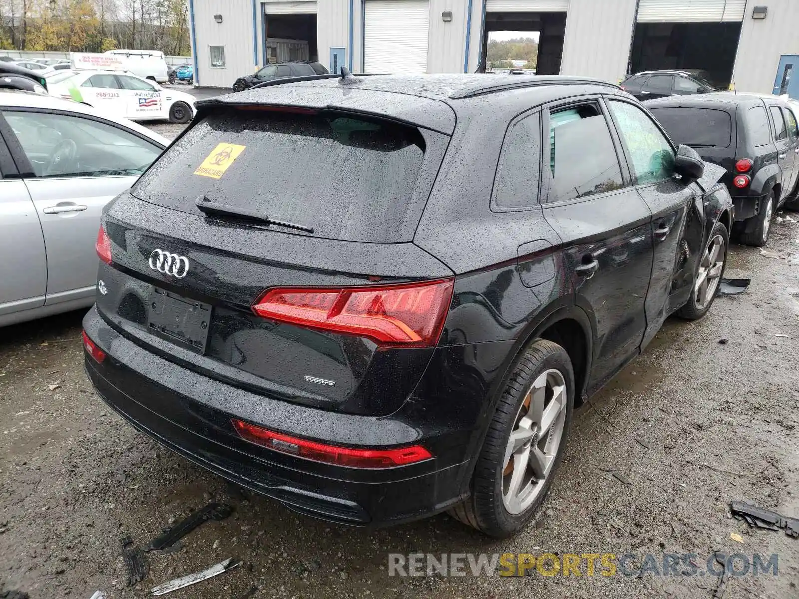 4 Photograph of a damaged car WA1ENAFY5L2122429 AUDI Q5 2020