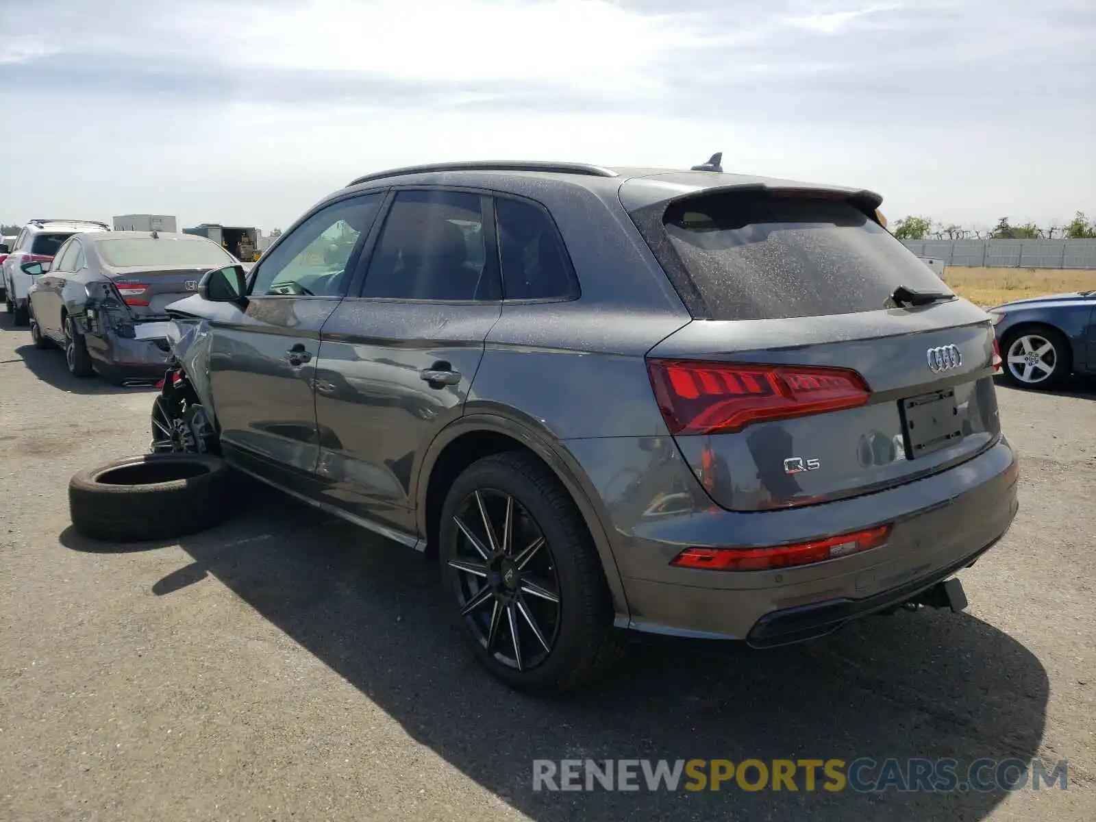 3 Photograph of a damaged car WA1ENAFY6L2074584 AUDI Q5 2020