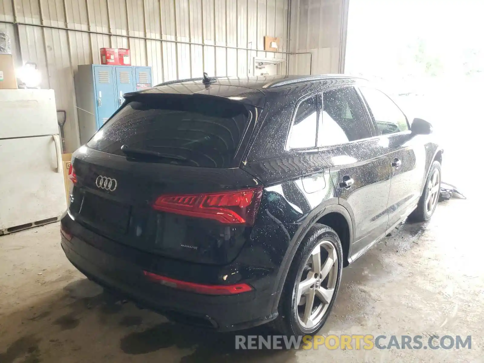 4 Photograph of a damaged car WA1ENAFY8L2105334 AUDI Q5 2020