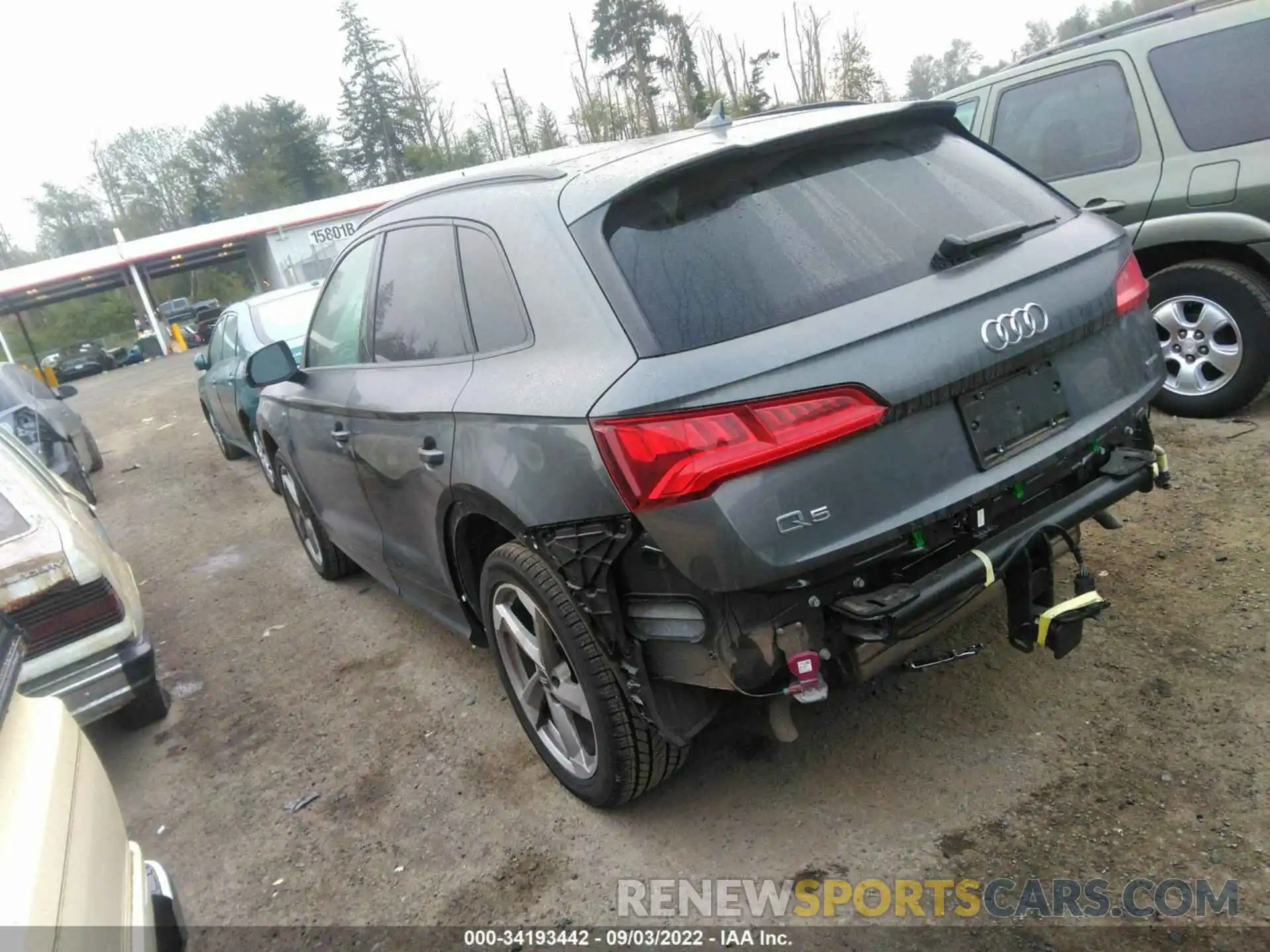 3 Фотография поврежденного автомобиля WA1ENAFYXL2100510 AUDI Q5 2020