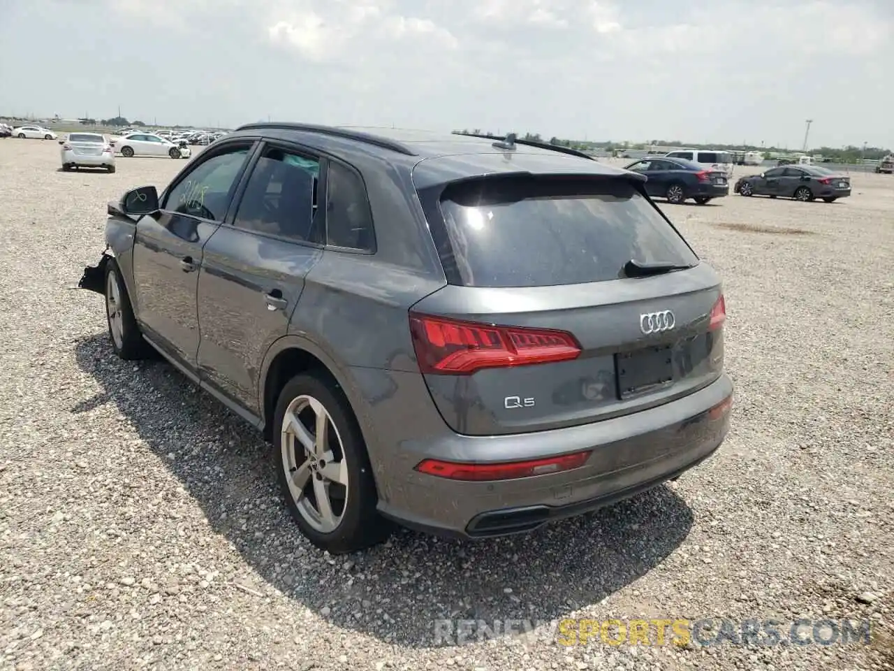 3 Photograph of a damaged car WA1ENAFYXL2116464 AUDI Q5 2020