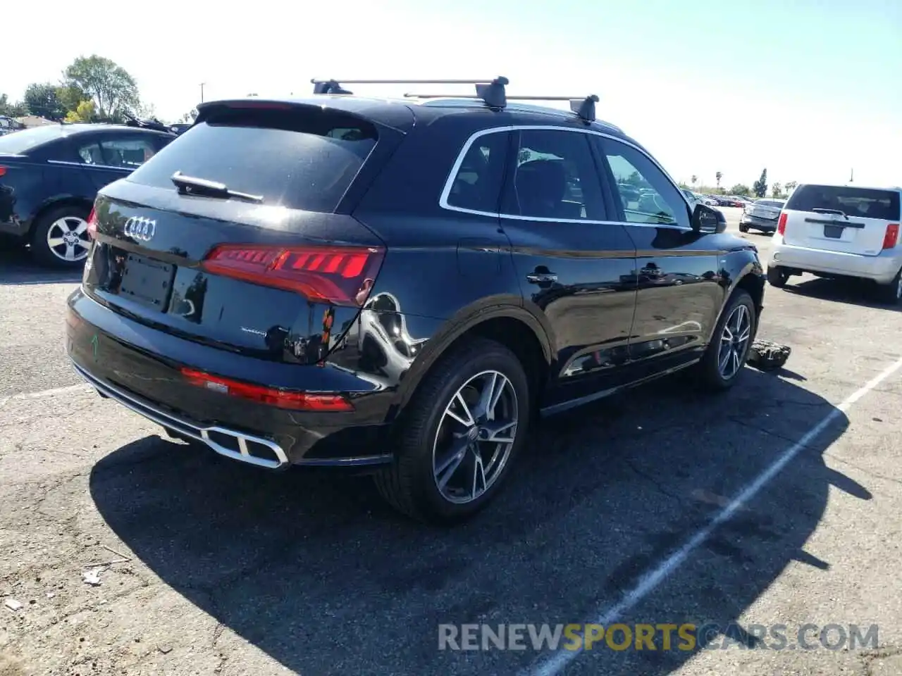 4 Photograph of a damaged car WA1G2AFYXL2077599 AUDI Q5 2020