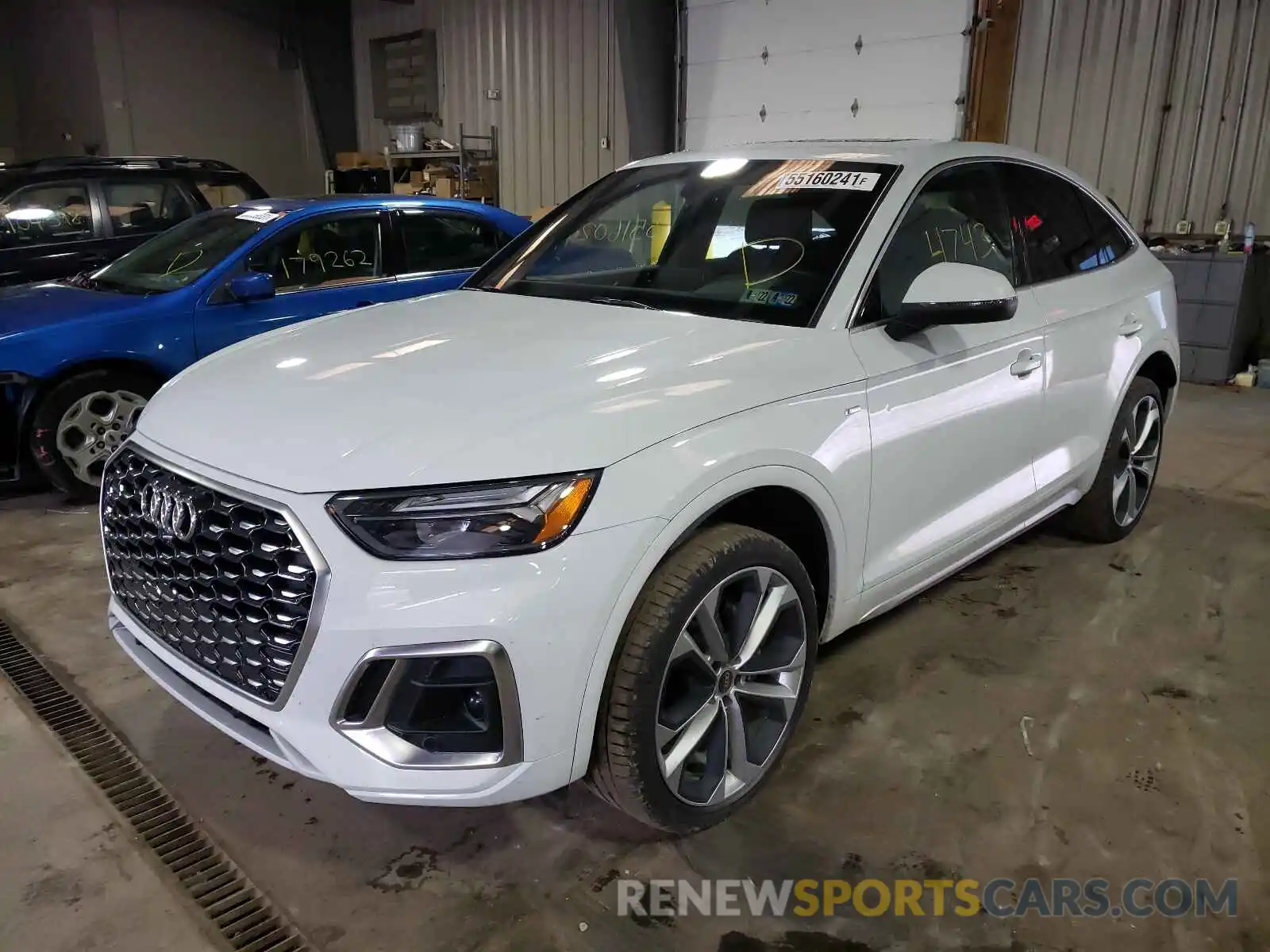 2 Photograph of a damaged car WA15AAFY0M2076926 AUDI Q5 2021