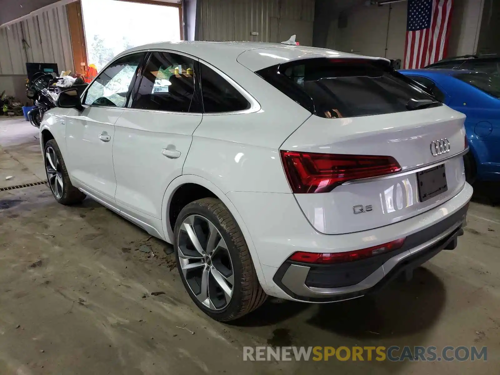 3 Photograph of a damaged car WA15AAFY0M2076926 AUDI Q5 2021