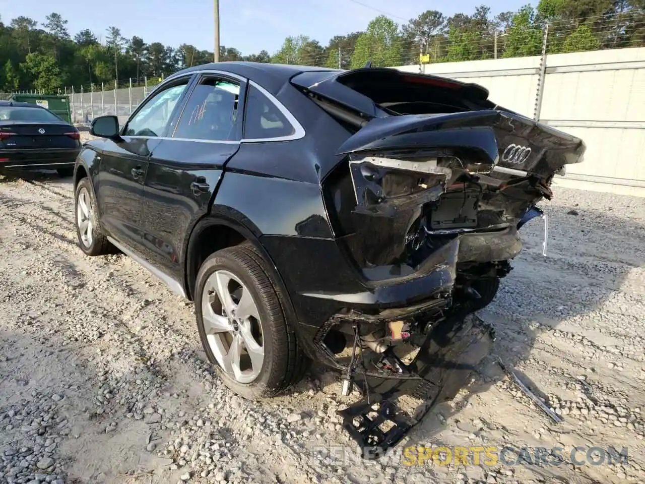 3 Photograph of a damaged car WA15AAFY1M2076854 AUDI Q5 2021