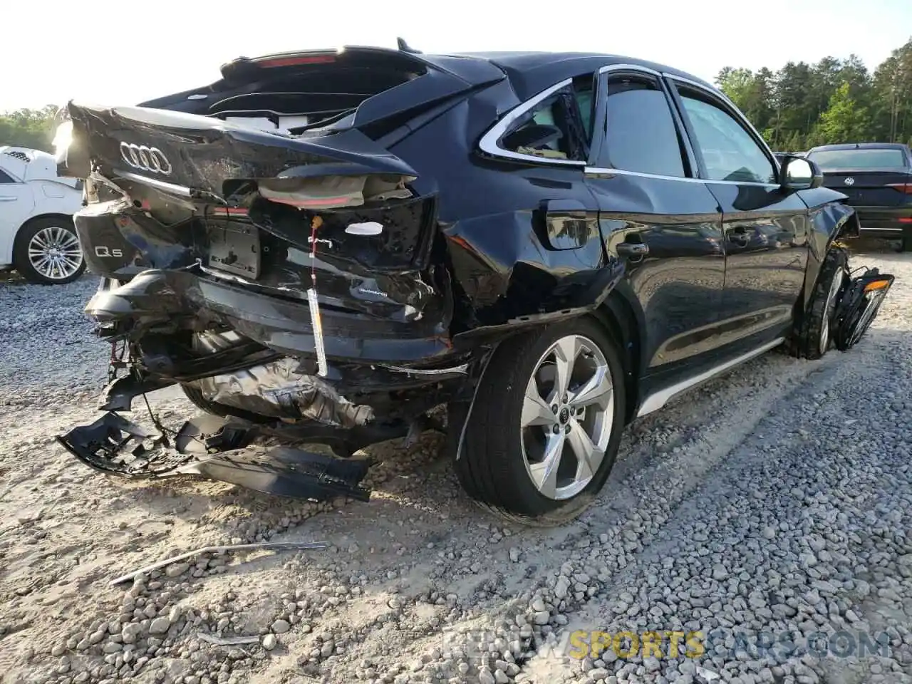 4 Photograph of a damaged car WA15AAFY1M2076854 AUDI Q5 2021