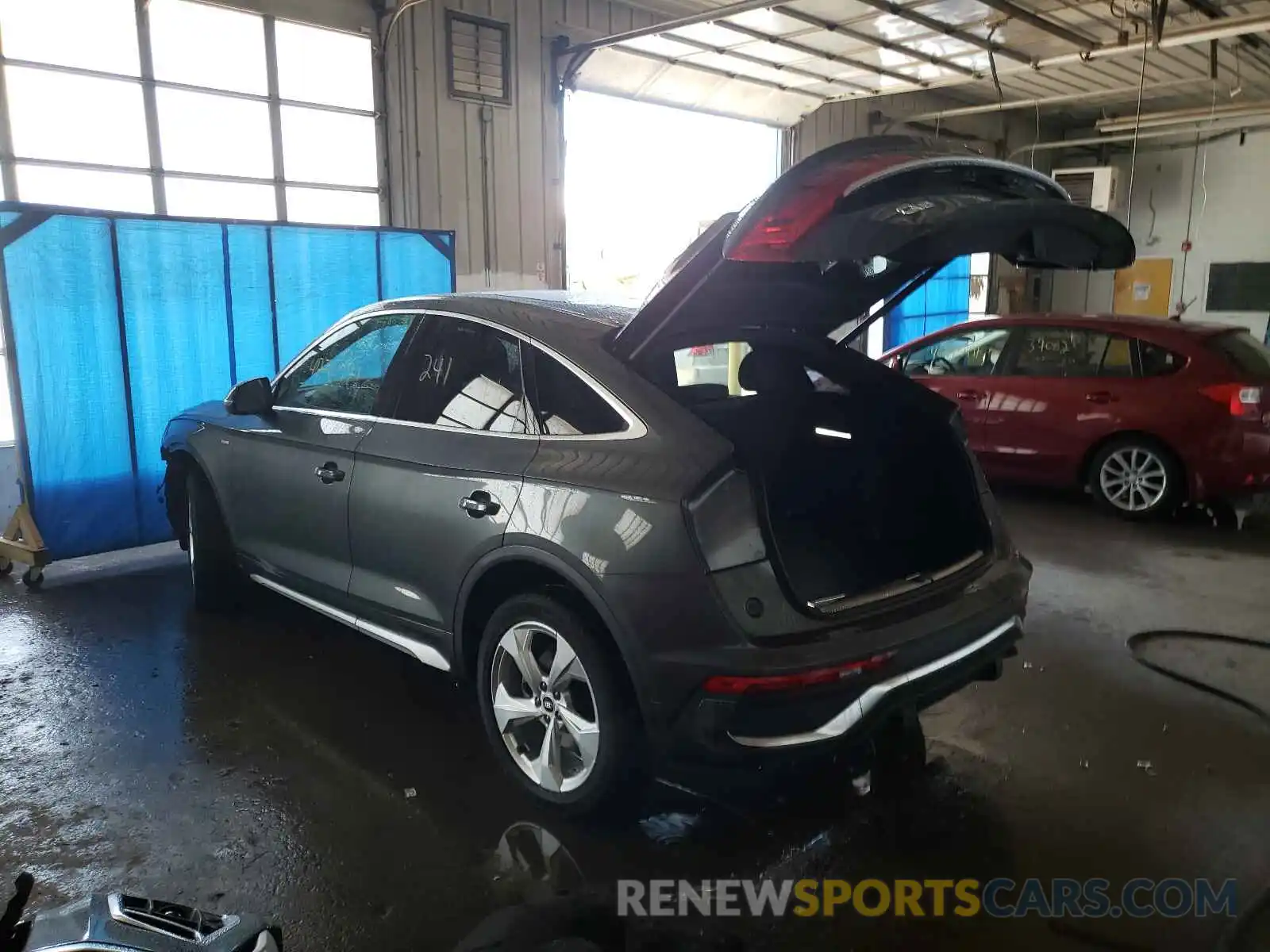 3 Фотография поврежденного автомобиля WA15AAFY2M2089807 AUDI Q5 2021