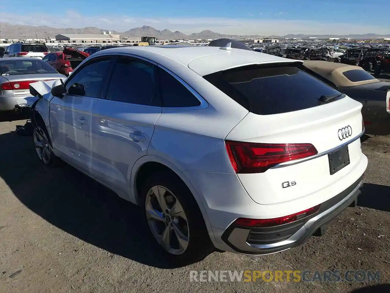 3 Photograph of a damaged car WA15AAFY2M2126287 AUDI Q5 2021