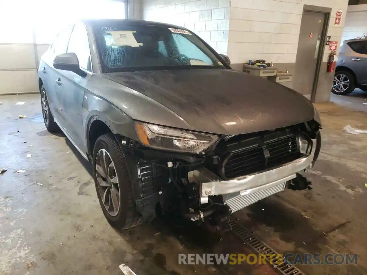 1 Photograph of a damaged car WA15AAFY4M2128932 AUDI Q5 2021