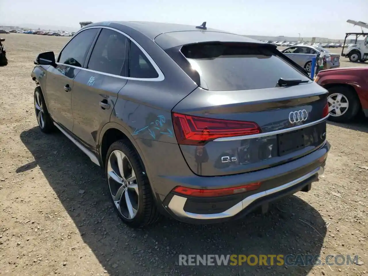 3 Фотография поврежденного автомобиля WA15AAFY8M2072980 AUDI Q5 2021