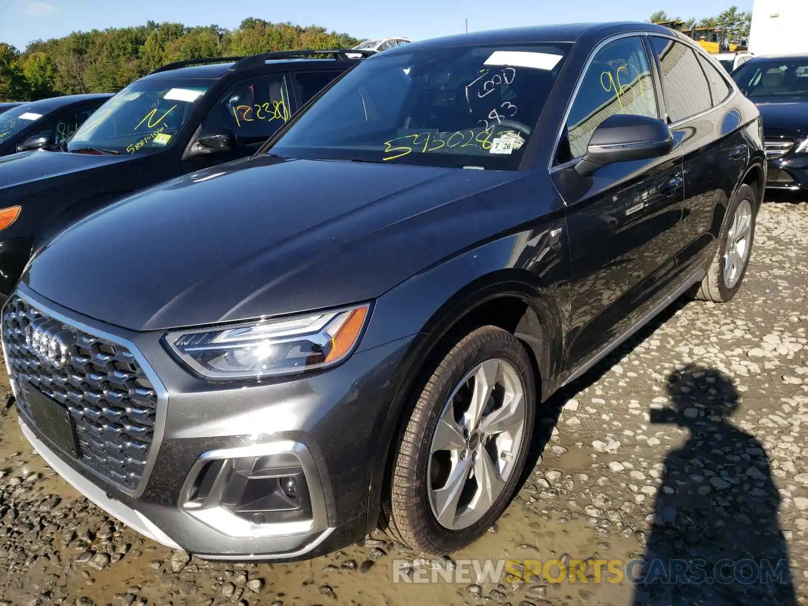 2 Photograph of a damaged car WA15AAFYXM2091238 AUDI Q5 2021