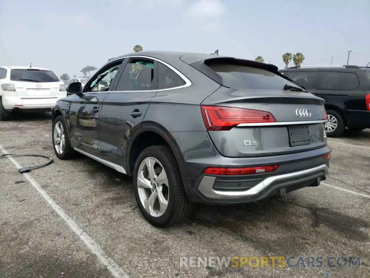 3 Photograph of a damaged car WA15AAFYXM2126702 AUDI Q5 2021