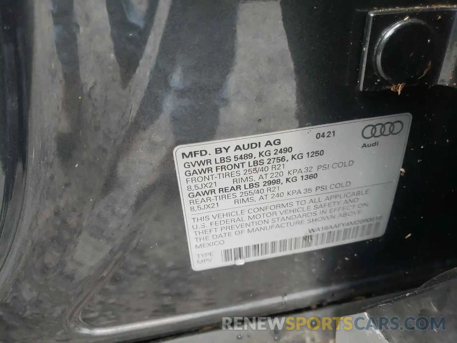 10 Photograph of a damaged car WA16AAFY4M2090610 AUDI Q5 2021