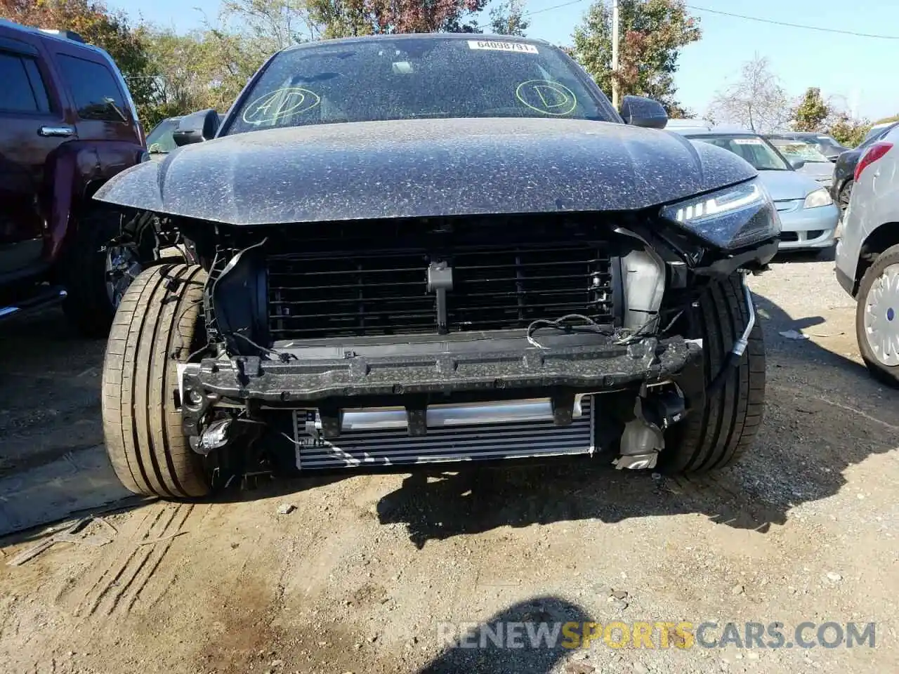 9 Photograph of a damaged car WA16ABFY2M2094810 AUDI Q5 2021