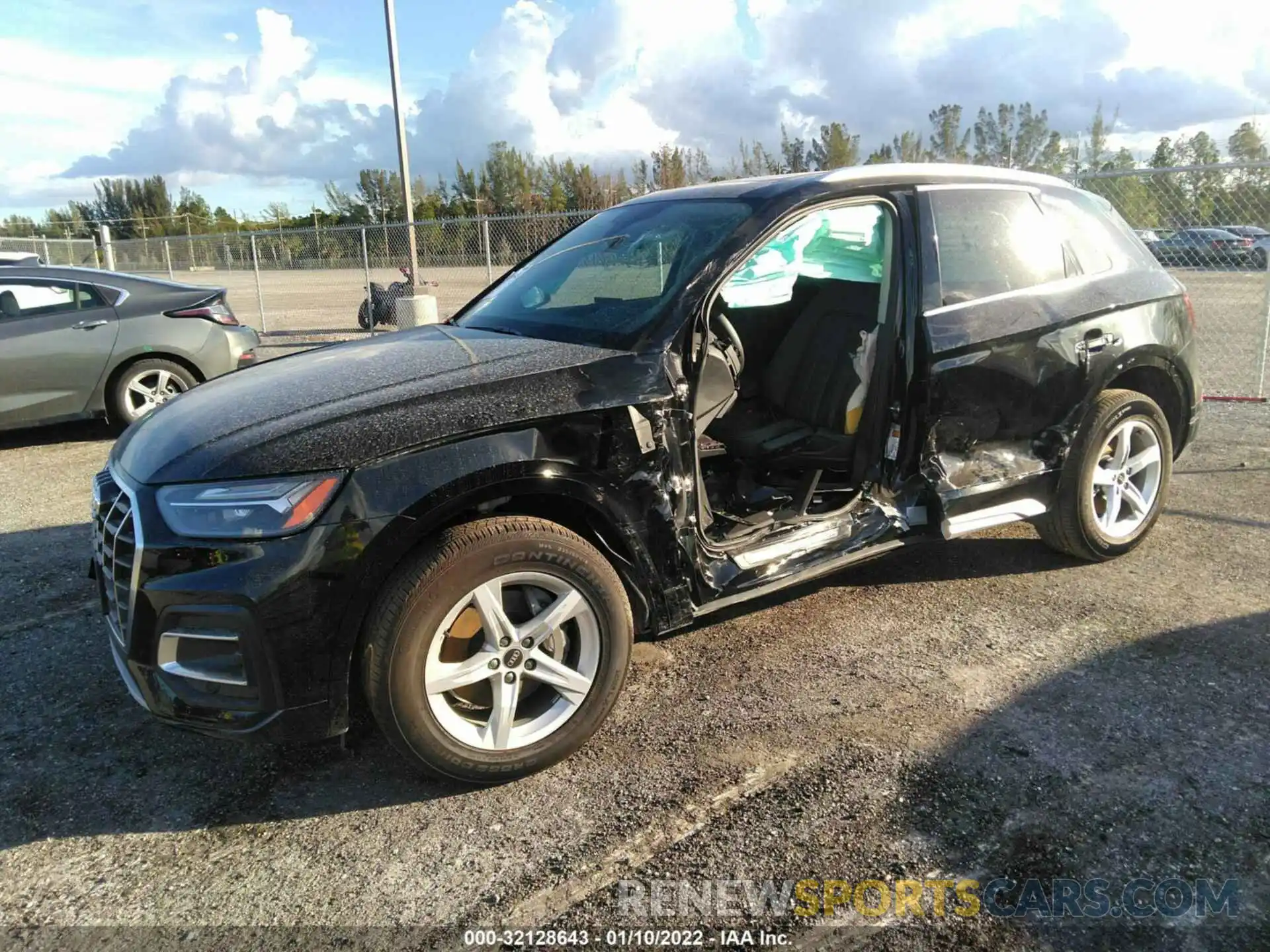 2 Photograph of a damaged car WA1AAAFY0M2078562 AUDI Q5 2021