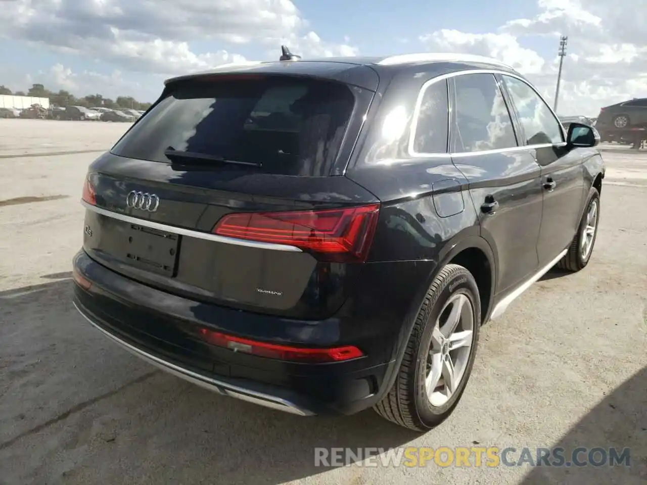 4 Photograph of a damaged car WA1AAAFY0M2089514 AUDI Q5 2021