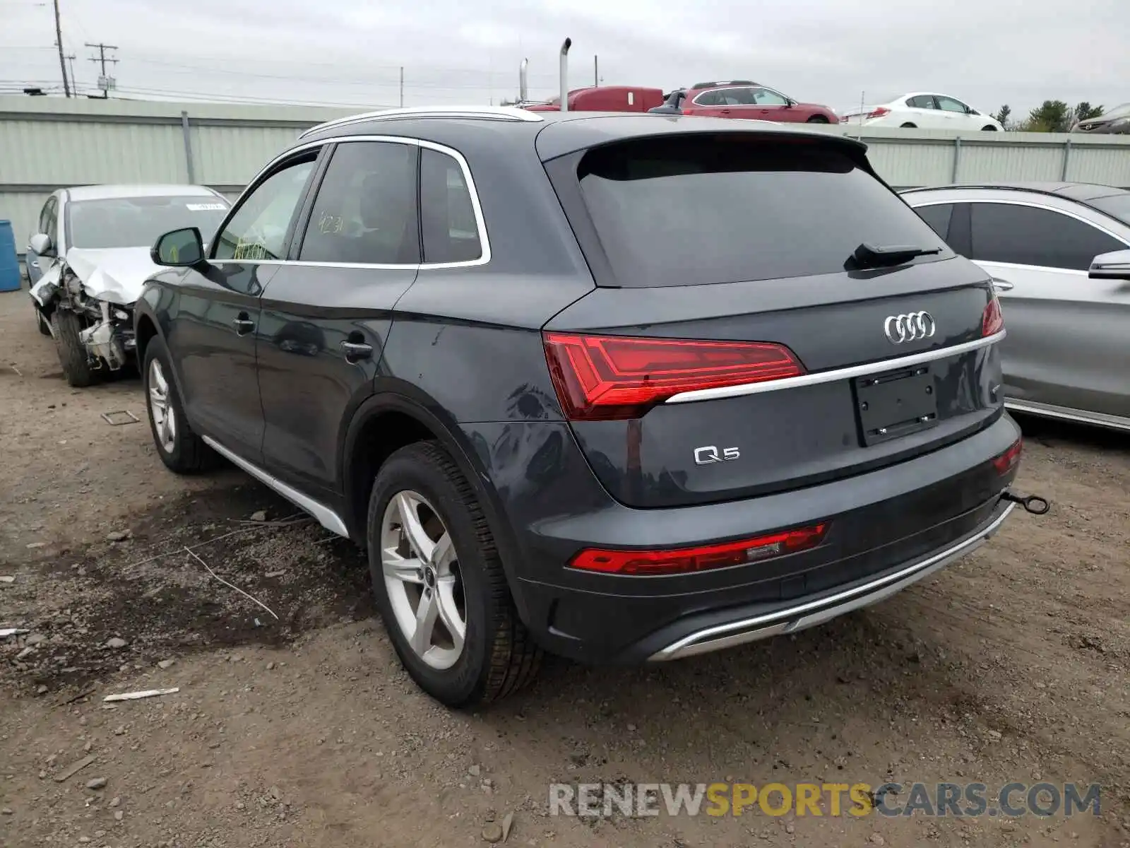 3 Photograph of a damaged car WA1AAAFY0M2102892 AUDI Q5 2021