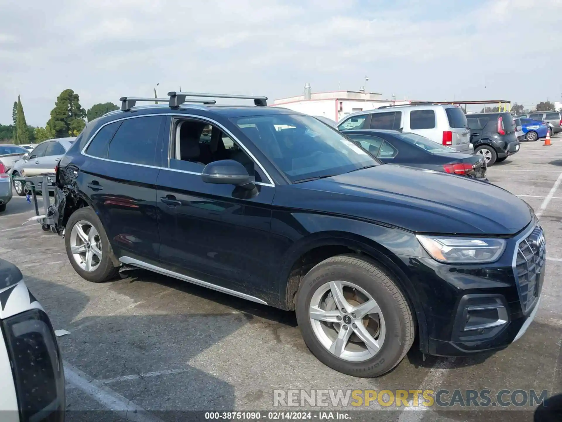 13 Фотография поврежденного автомобиля WA1AAAFY0M2127713 AUDI Q5 2021