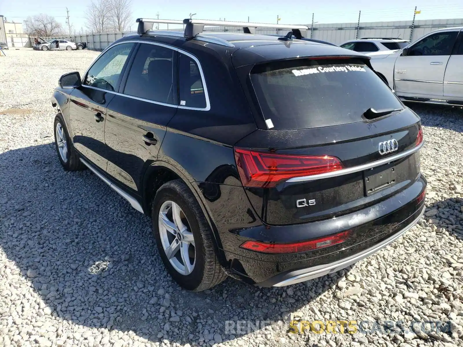 3 Photograph of a damaged car WA1AAAFY1M2004910 AUDI Q5 2021