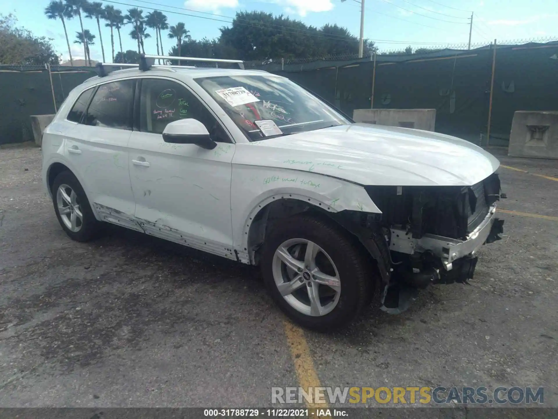 1 Photograph of a damaged car WA1AAAFY1M2050995 AUDI Q5 2021