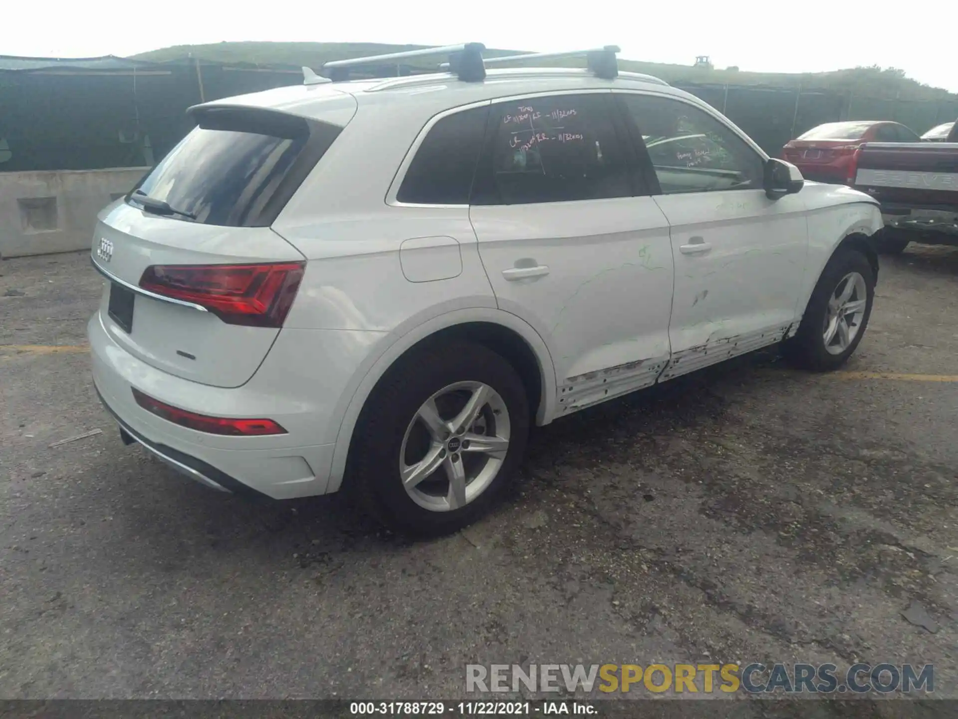 4 Фотография поврежденного автомобиля WA1AAAFY1M2050995 AUDI Q5 2021