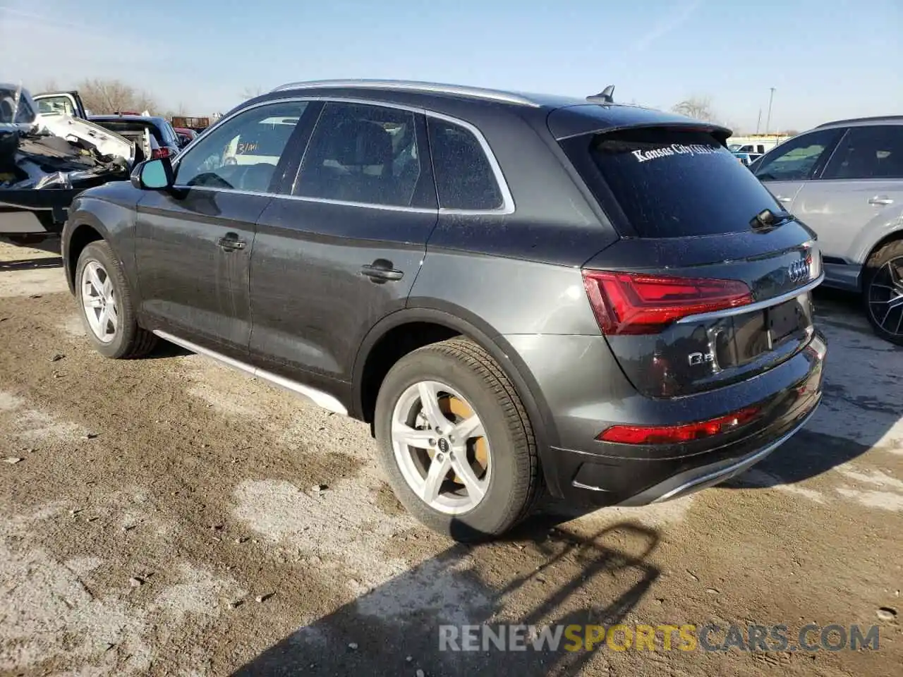 3 Фотография поврежденного автомобиля WA1AAAFY1M2103355 AUDI Q5 2021