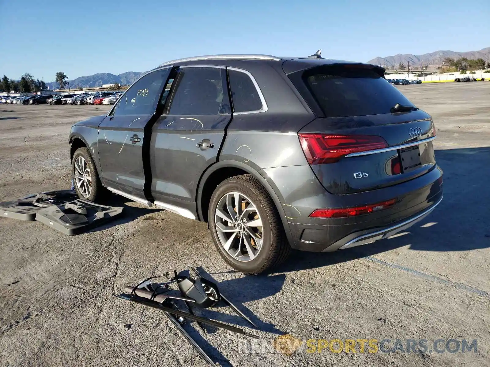 3 Фотография поврежденного автомобиля WA1AAAFY2M2014331 AUDI Q5 2021